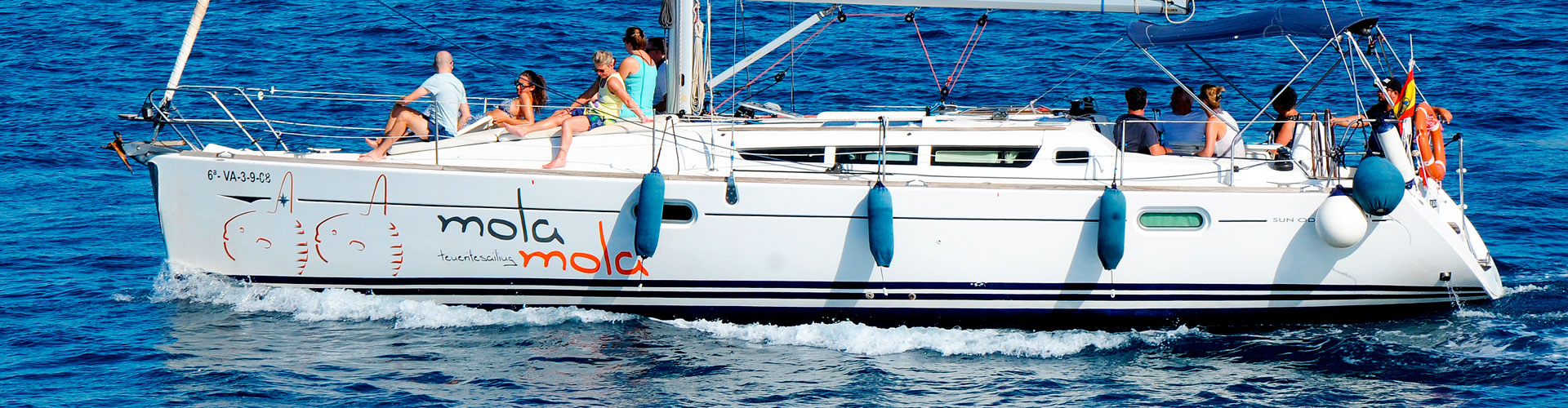 Sea Tour with Sailing Boat Mola Mola (Puerto Colón) - TripTenerife.com